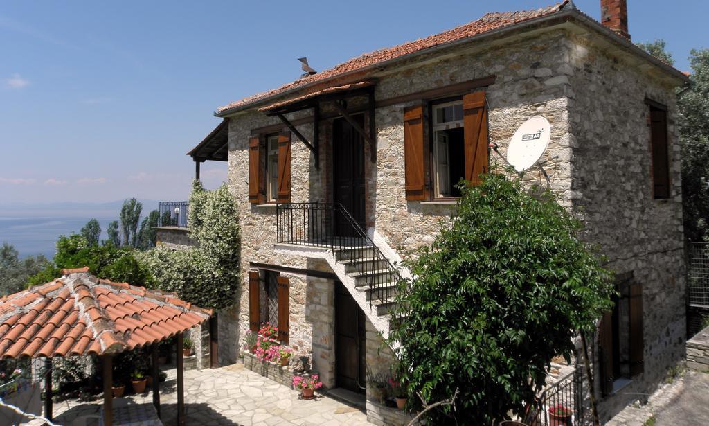 Tsorni Hill Cottage Лефокастро Екстериор снимка