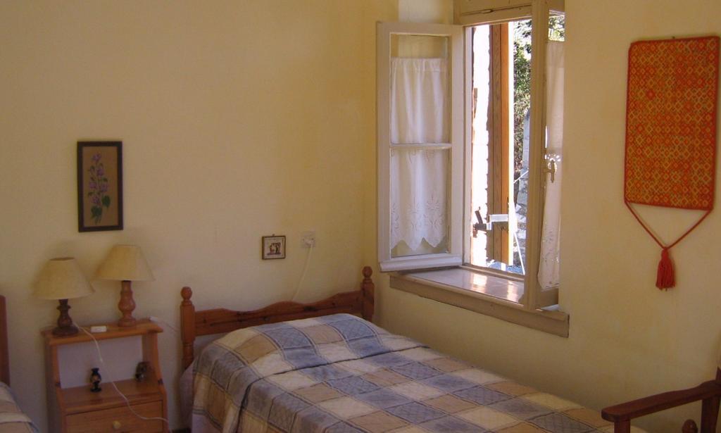 Tsorni Hill Cottage Лефокастро Екстериор снимка